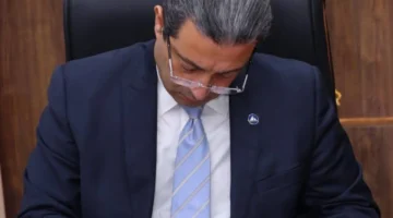 بنسبة نجاح 85.7%.. محافظ دمياط يعتمد نتيجة الشهادة الإعدادية لطلاب المحافظة